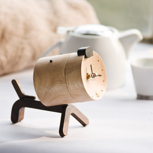 Cute Puppy Wooden Desk Clock UK — Silent Nordic Desk Decoration for Kids' Rooms