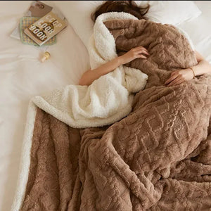 Lambswool Blanket - Snugglea - Thick Winter Fleece - Cosy Bed Throw