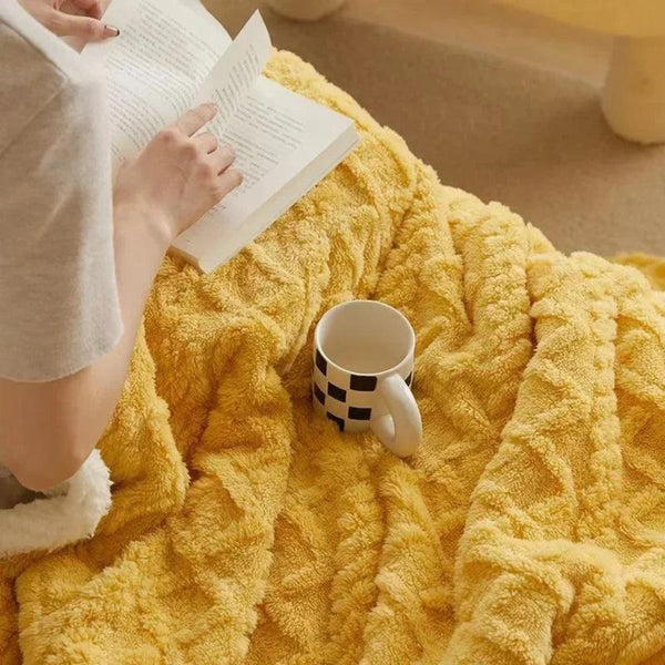 Snugglea - Thick Winter Fleece - Cosy Bed Throw