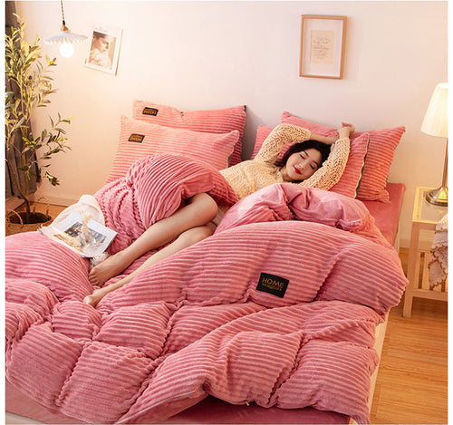 Plush Duvet Cover - PlushWarm - Soft Polyester Bedding - Cozy Winter Comfort