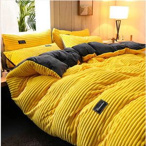 Plush Duvet Cover - PlushWarm - Soft Polyester Bedding - Cozy Winter Comfort