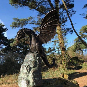 Garden Water Fountain - Drakora - Fire-Breathing Dragon - Outdoor Decor