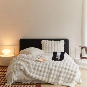 Plush Wool Blanket – Comfora – Ultra Soft Throw – Luxury Home Accessory