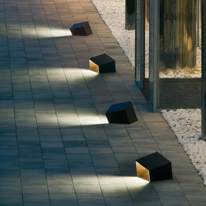 Solar Garden Light - SolaraX - Outdoor LED Floor Lamp
