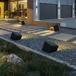 Solar Garden Light - SolaraX - Outdoor LED Floor Lamp