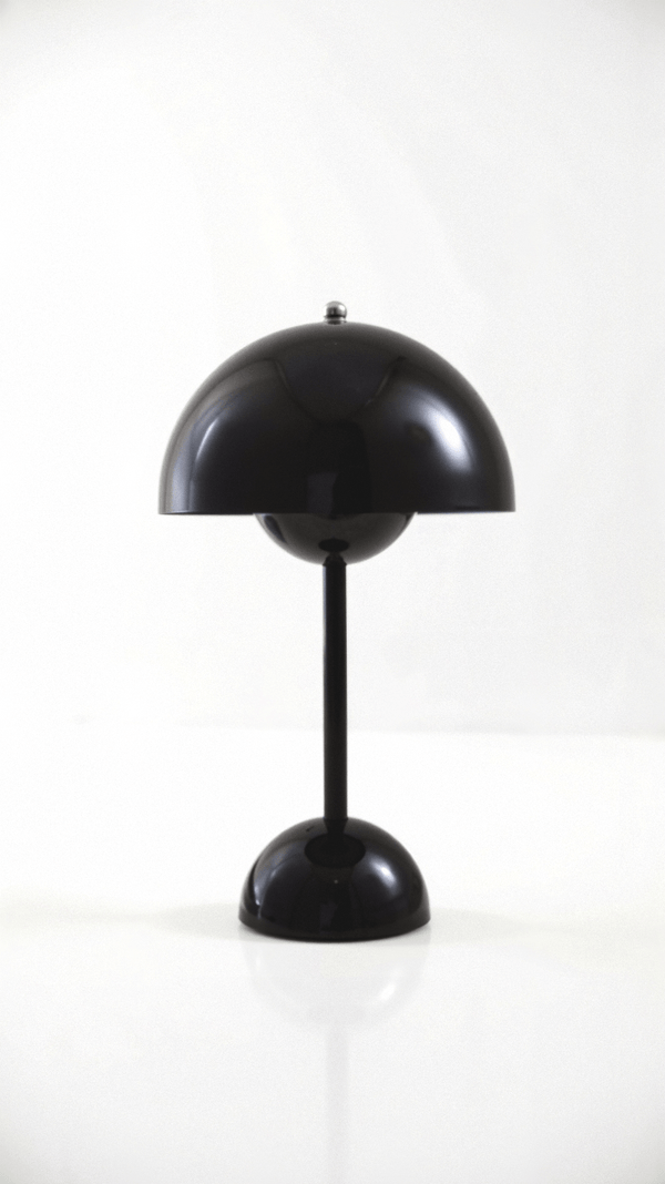 Table Lamp - Luxora - Elegant Modern Design - Ambient Bedroom Lighting