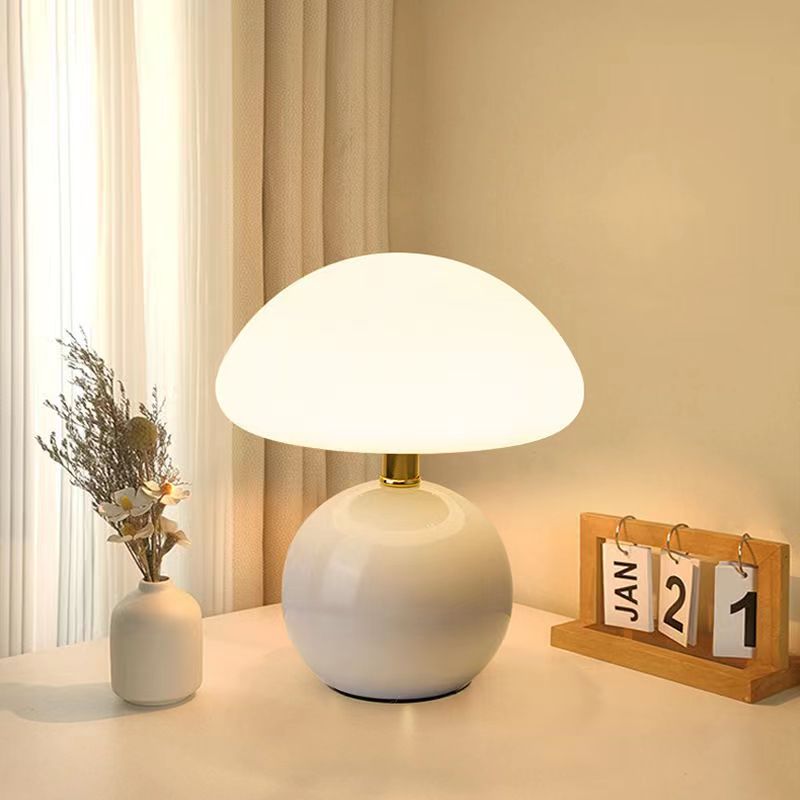 Mushroom Lamp - Lumara - French Cream Design - Adjustable LED Lighting